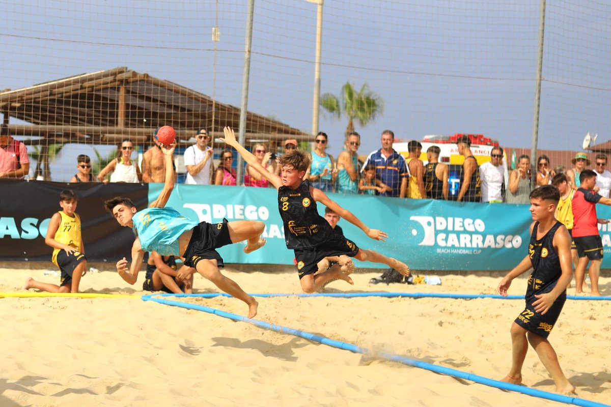 dicabebeachcup's tweet photo. 💥💥💥 https://t.co/keoaG0jcdv