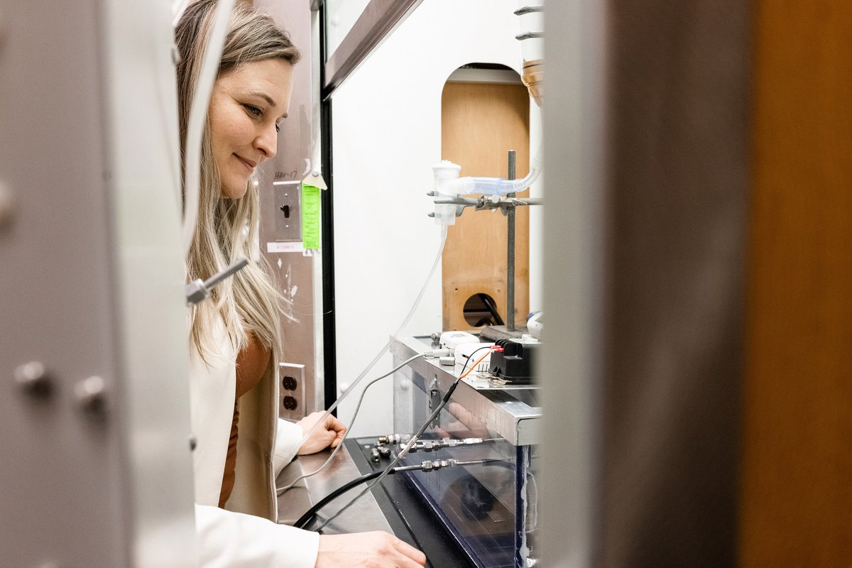 Del Monte Institute for Neuroscience (@urneuroscience) on Twitter photo Tools in the Inhalation Exposure Facility <a href="/URochester_SMD/">URochester SMD</a> allow <a href="/MarSobolewski/">marissa sobolewski</a>, et al, study the effects ultra-fine particles have on the brain. #URochesterResearch
Read more about the research underway to halt the rise of #Parkinsons ➡️ bit.ly/46BffpD Tools in the Inhalation Exposure Facility <a href="/URochester_SMD/">URochester SMD</a> allow <a href="/MarSobolewski/">marissa sobolewski</a>, et al, study the effects ultra-fine particles have on the brain. #URochesterResearch
Read more about the research underway to halt the rise of #Parkinsons ➡️ bit.ly/46BffpD