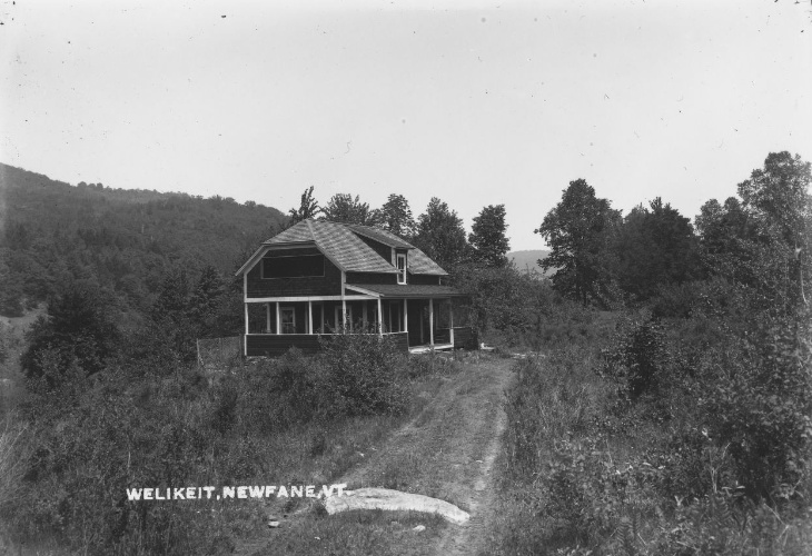 rovingarchivist's tweet photo. And if #LodgeLife and #CuteCabins still involve too many people for your taste, Vermont is (still!) peppered with summer cottages to AirB&amp;B, including some with Native-inspired names of dubious origin and/or translation, a late 19th c. trend   #ArchivesHashtagParty #ArchivesVacay https://t.co/dfBh1VoBfi