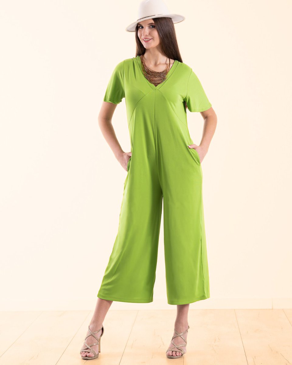 lolitasyl's tweet photo. Descubre la elegancia y versatilidad jump suite 🐒 verde largo con lágrima en la espalda
💚 verde pistacho
#lolitasyl #fashion #modaverano #outfitoftheday #tendencias2023 #instamoda https://t.co/zFjqaOBj0w