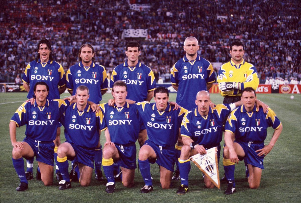 90sfootball's tweet photo. Juventus, 1996. https://t.co/Voo5zZLpA4