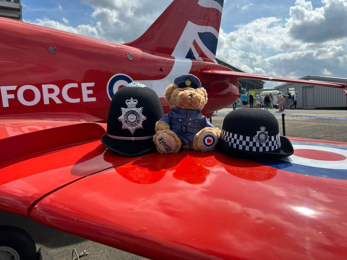 RAFBF's tweet photo. #rafbf1 #BritishGP
Loved meeting Ted and Lego. https://t.co/jlU51G8yfj