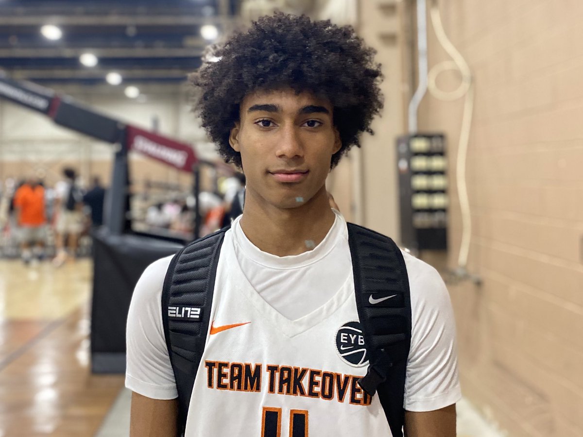 Some Thursday @marqueehoops Hershey Jumpoff standouts:

2024
📷Doyle Brown (Higher Level)
📷Nijel Howard (TTO National)
JR Ward (Canada Elite)

2025
Tori Babs-Ogundeji (CM3)
📷Jared Coleman (WeR1 NE)
Kelvin Odih (RI Elite)
Zamir Parker-Barnes (Pride Select)
📷Cort Siska (TTO Nat)