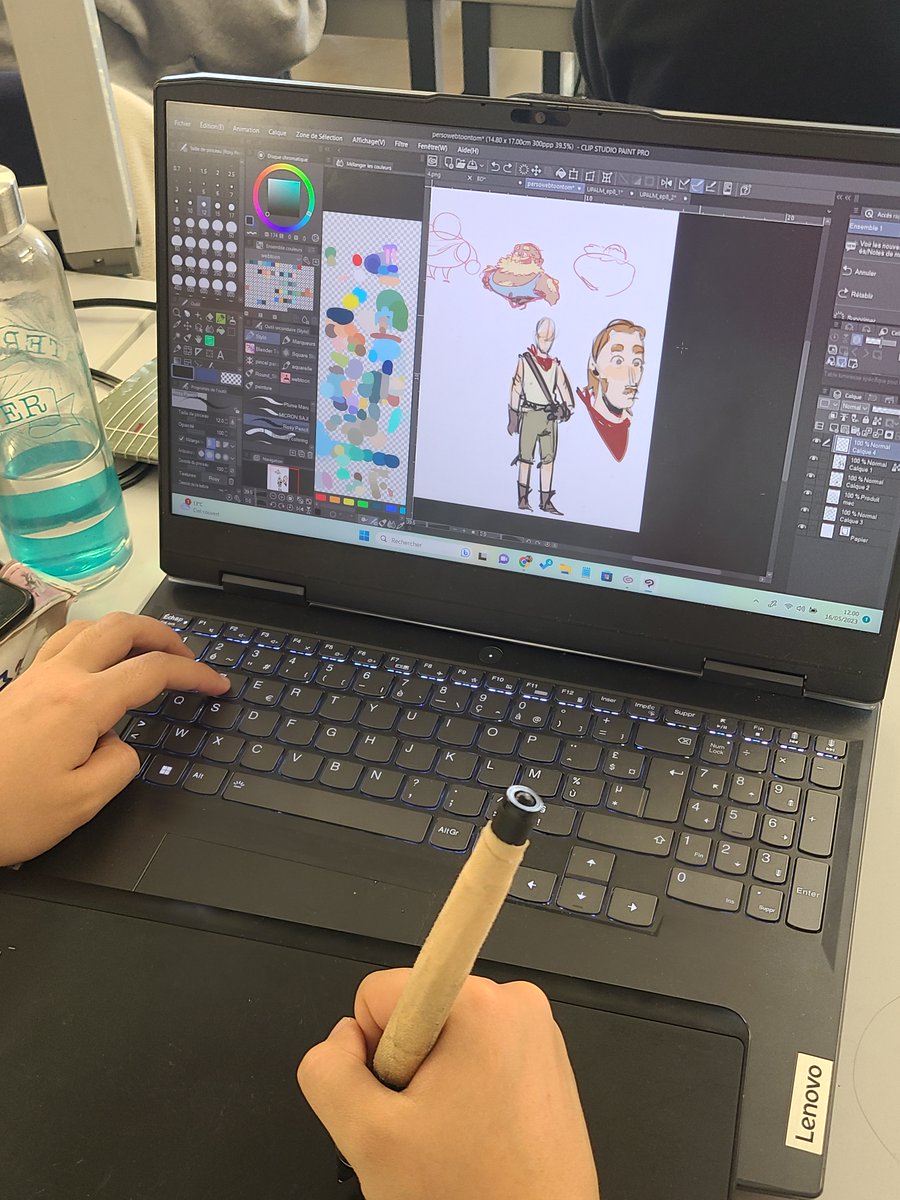 liconograf's tweet photo. Lors de leurs cours avec Mathieu DERUE, les étudiants de 2ème année ont travaillé sur le sujet du duel. Par binômes, ils se sont lancés dans la conception de #roughs poussés. Avec pas moins de 20 cases, cet exercice doit être spécialement dessiné pour le format #Webtoon. 📱 https://t.co/M1ztXFCV2R