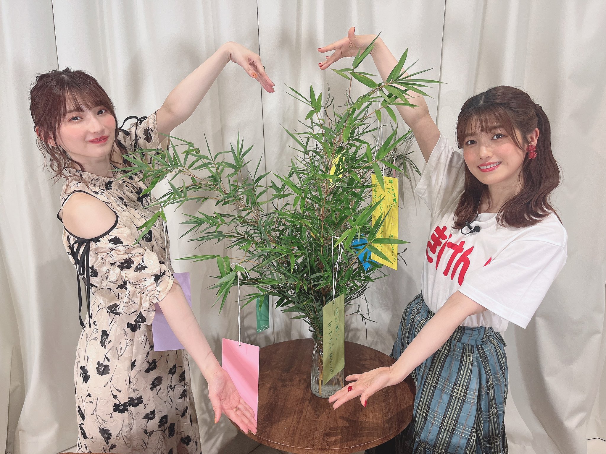【値下げ】黒木ほの香　前川涼子　直筆サイン　まだこれ GOEyidKbEAAzgSo.jpg
