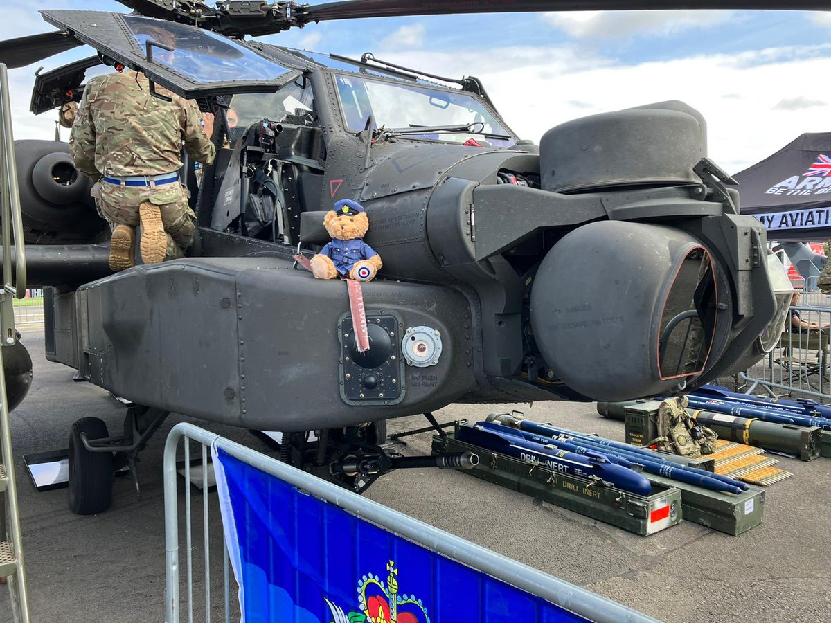 RAFBF's tweet photo. @RoyalAirForce #rafbf1 #BritishGP https://t.co/pupP7NpqF7