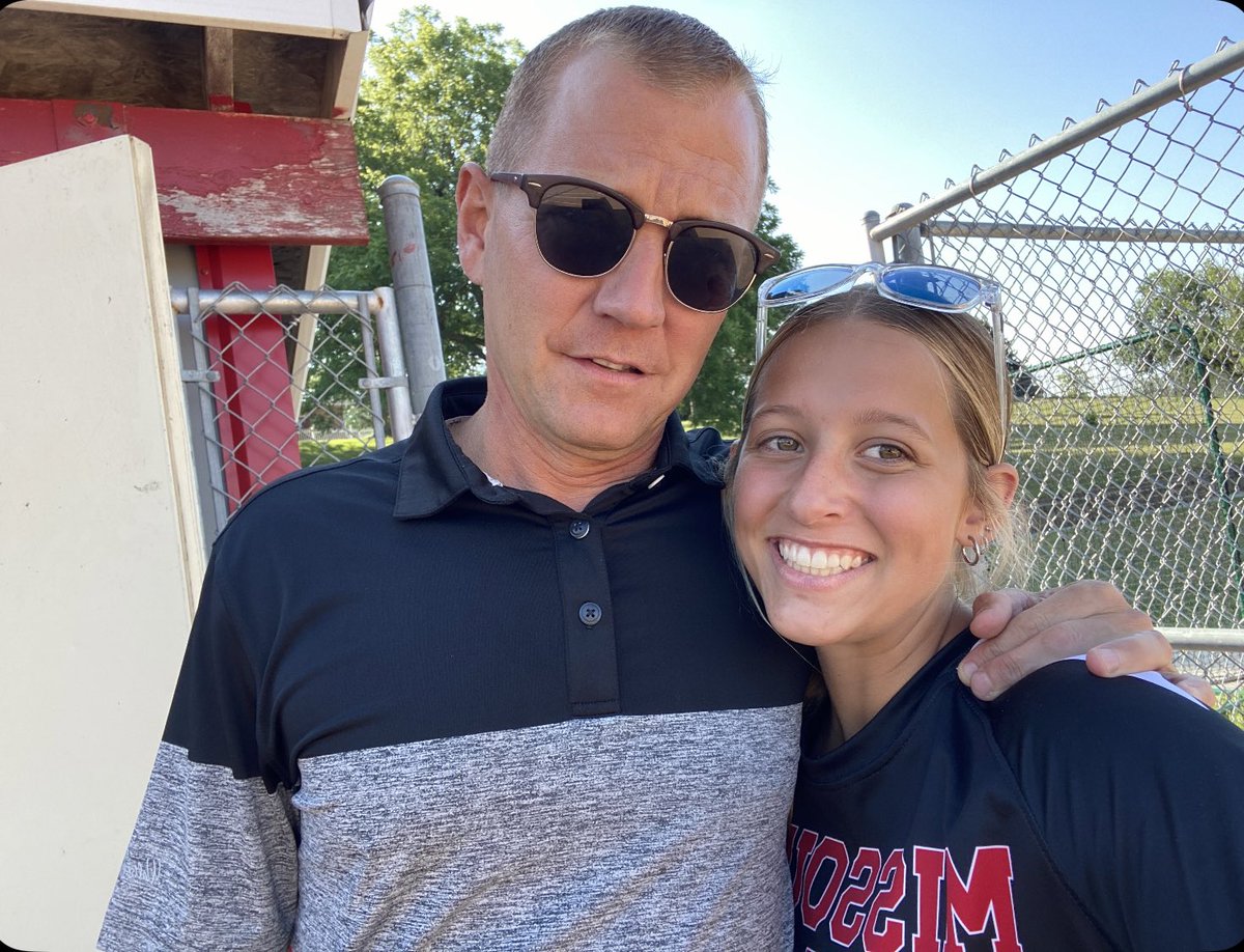 haileyferris_'s tweet photo. It’s Coach Knott’s favorite day!! Game day!! 🥳🥳 @BigRedsPride https://t.co/H0PHoJijF6