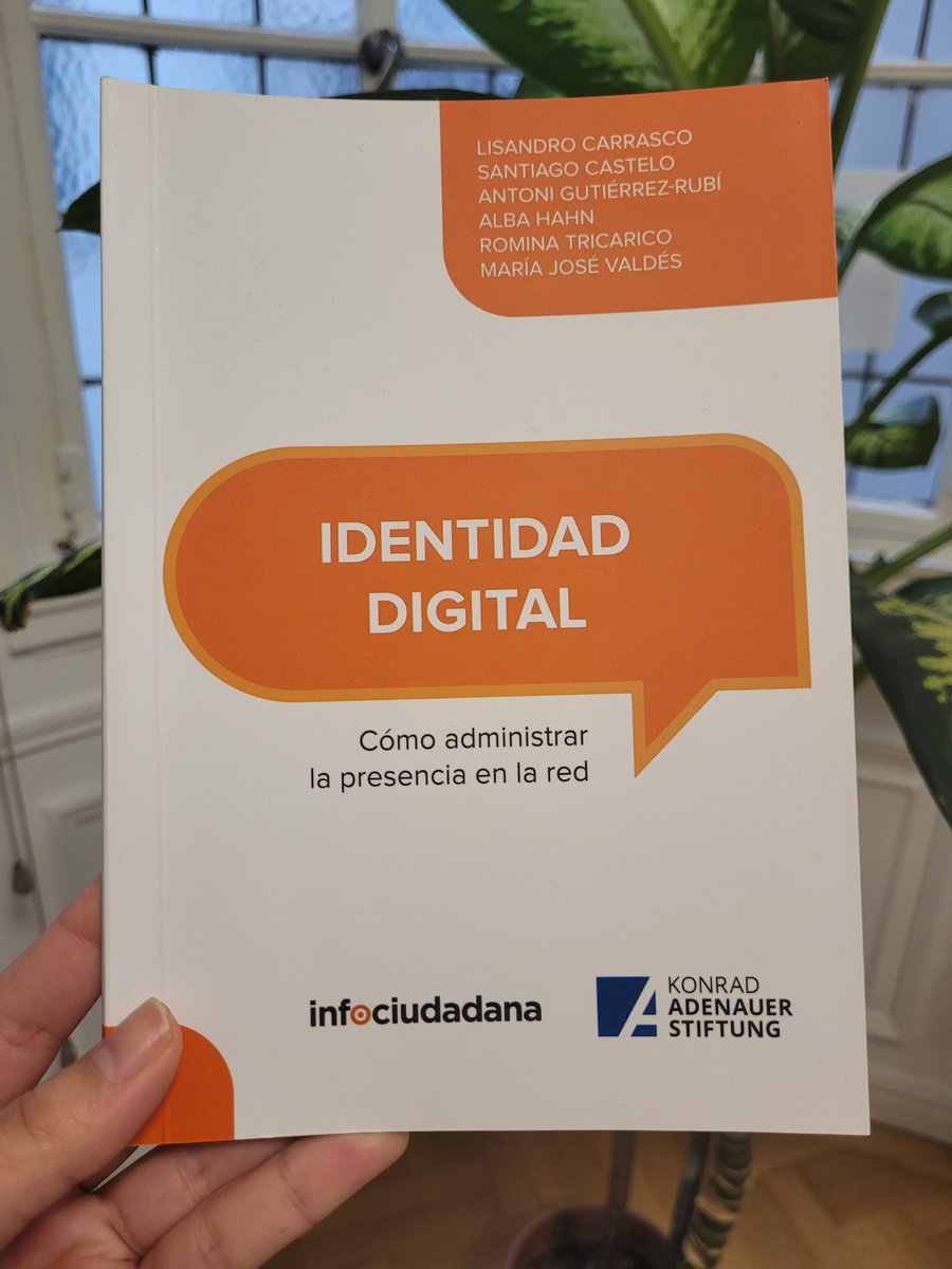 Que importante es crear nuestra propia identidad digital.
 Muchas gracias @infociudadana_  @KAS_Argentina por esta capacitación #periodismoenred