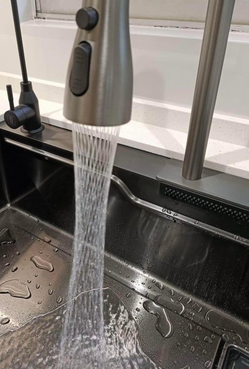 kakidekor's tweet photo. Sinki dapur idaman semua wanita!

Sink multifunction pakej siap soap dispenser weh. Premium giler siap anti karat, anti calar, kalis air &amp; anti minyak. Bowl besar dan dalam, tak gaduh basuh pinggan air terpecik2 keluar

Tgklah weh harga dia : https://t.co/ftKTdcrmCA https://t.co/yFePTkDY9H