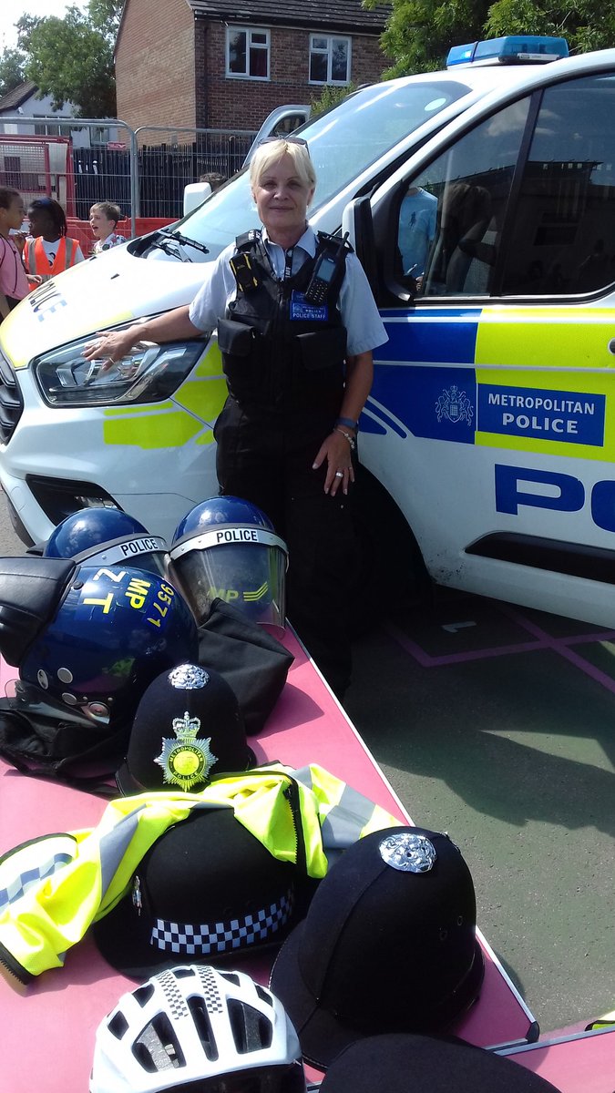 A busy afternoon for PCSO Thompson at St Elpheges school fair with PC Hamilton from Youth Engagement @ suttonmps