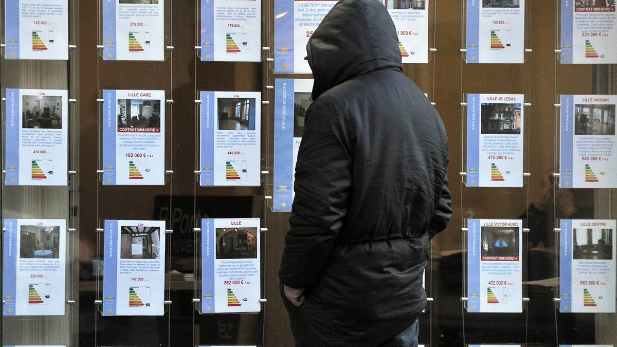 Les nouveaux prêts immobiliers au plus bas depuis pratiquement 10 ans
l.bfmtv.com/MgR