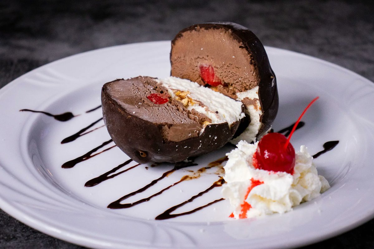 Sandbarfl's tweet photo. Come get yourself some dessert for World Chocolate Day!---#marcoisland #naplesflorida #naplesfl https://t.co/nzTa4sJ4Yv