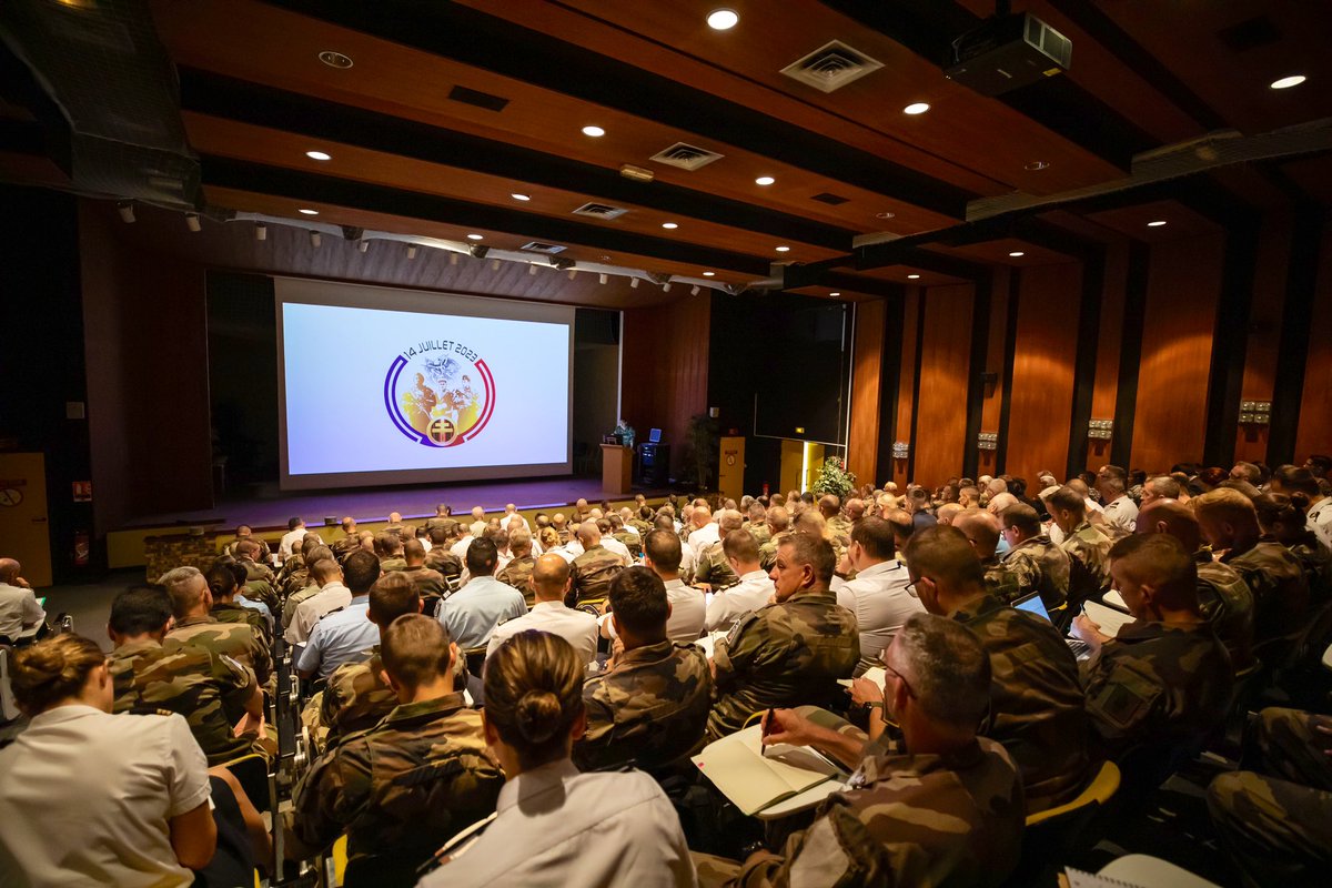 Gouverneur militaire de Paris (GMP) tweet media
