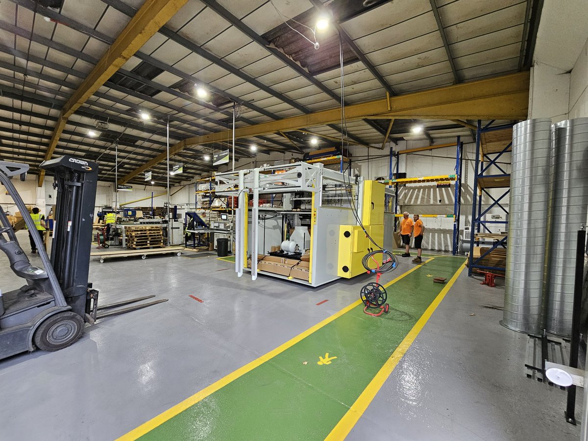 BaysekInc's tweet photo. C190 installed at Newtown Packaging 🇬🇧
.
#Packaging #corrugated #corrugatedcardboard #machinery #printing https://t.co/FPvEjMSwlt