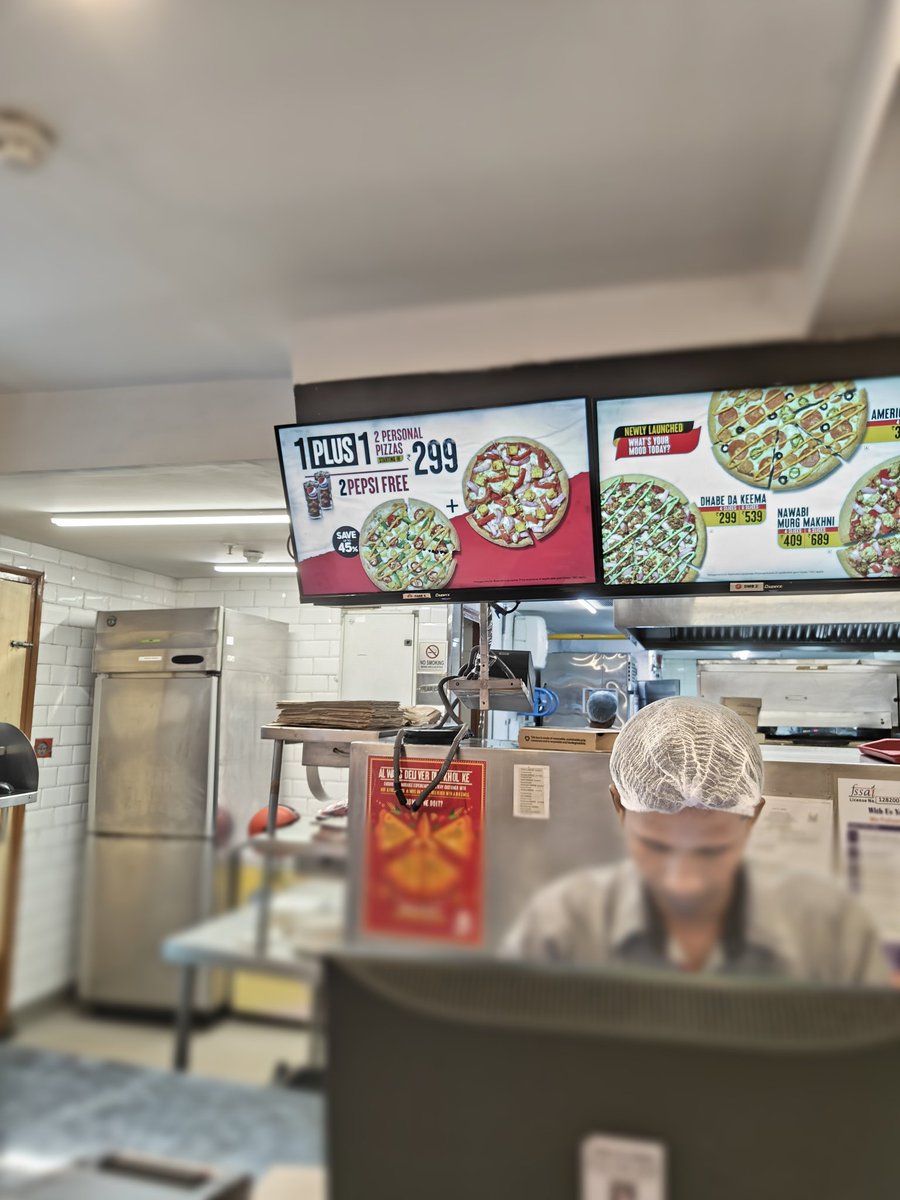 SPradhan_96's tweet photo. @PizzaHutIN stop cheating people. In outlet it's showing 2 Pepsi free but in the counter they are saying it's not applicable if you order from the outlet. What type of behaviour or scheme is this? 
#Cheater #ScamPizzaHut https://t.co/QOmbnfFQ9R