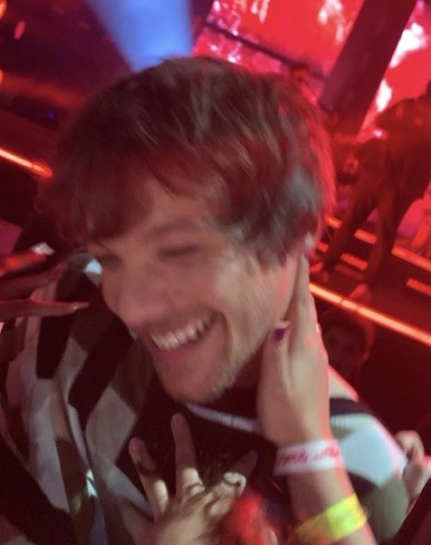 . (@lourryaskittens) on Twitter photo 