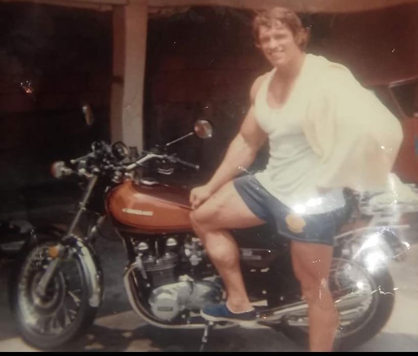popsyosh34's tweet photo. Arnie
#MuscleBike https://t.co/hqwzzDe0wD