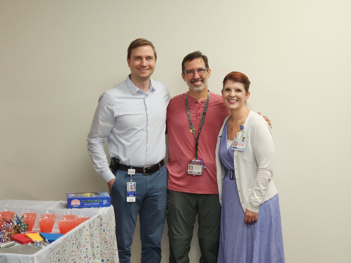 UTSW_Pathology's tweet image. Congratulations to Dr. Zane Conrad who completed an Infectious Diseases fellowship at UTSW.

#pathology #microbiology #IDpath