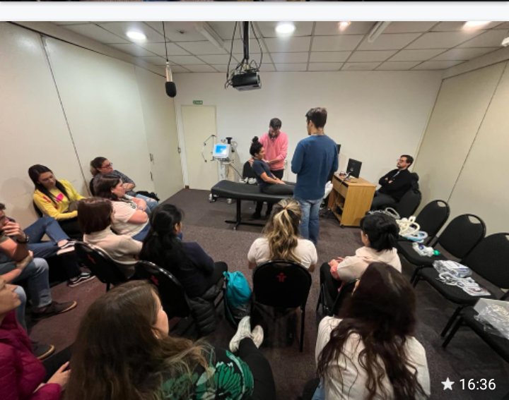 CKISATI's tweet photo. #CSKI
Taller de ¨ventilación no invasiva y terapia de oxígeno a alto flujo¨
🤓Trabajamos en tres estaciones
✔️Interfaces; características técnicas, ventajas y desventajas + actividad con papers
✔️Falla respiratoria; casos clínicos y discusión https://t.co/SZyiPSujzh