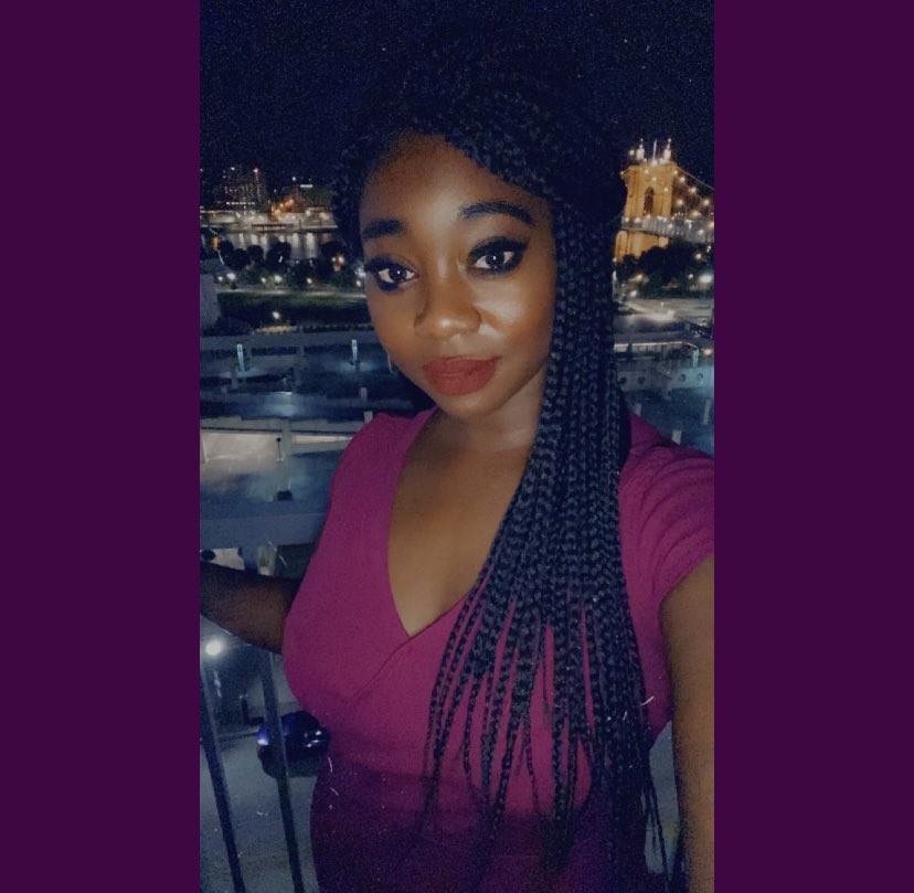 simonejnews's tweet photo. It may not look like I’m doing anything….but in my mind I’m quite busy. 🦄💥💥💥. #PurpleReign #PurpleRevolution #favoritecolors #Queening 👑 https://t.co/49g5yBIctS