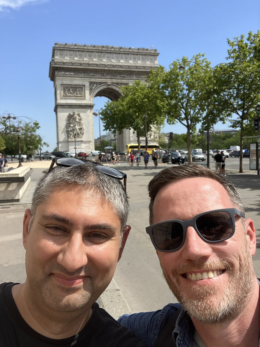 Prof. Lee Machado tweet media