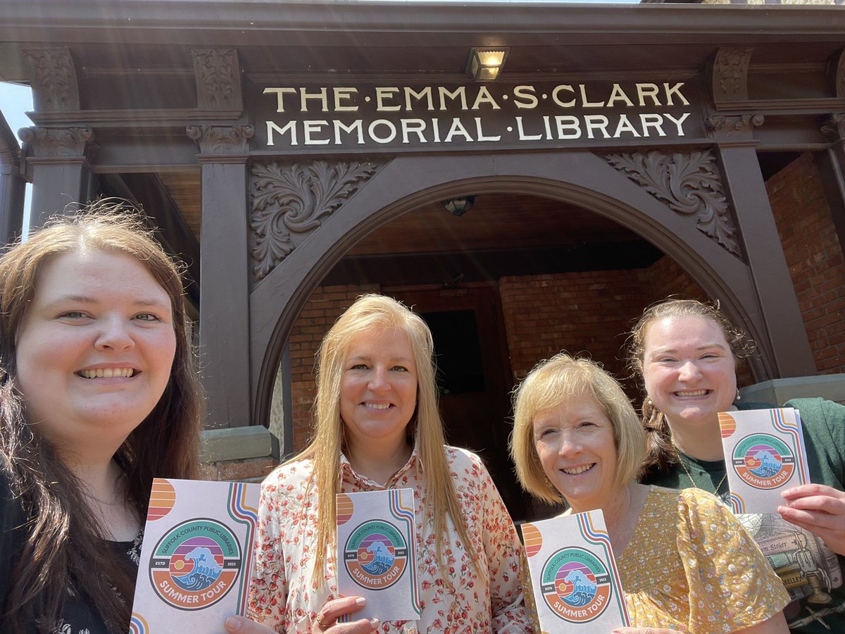 Escml's tweet image. Our staff is ready to start the Suffolk Libraries&apos; Summer Tour! 😎  Are you?

#SuffolkLibraryTour #SummerLibraryTour23 @livebrary