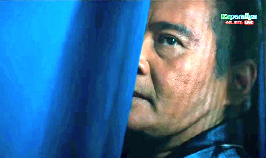 rona_marabella's tweet photo. Isang timbre lang ni Carlos kay Chief Isidro, talsik din tong si Inspector Onore. Obvious naman na nasa side si Chief ng mga Fiero kaya hindi malabong mangyari din kay Onore ang dinanas ng kuya niya. 

#DLChallenge #dirtylinen https://t.co/o2PuZHxk54