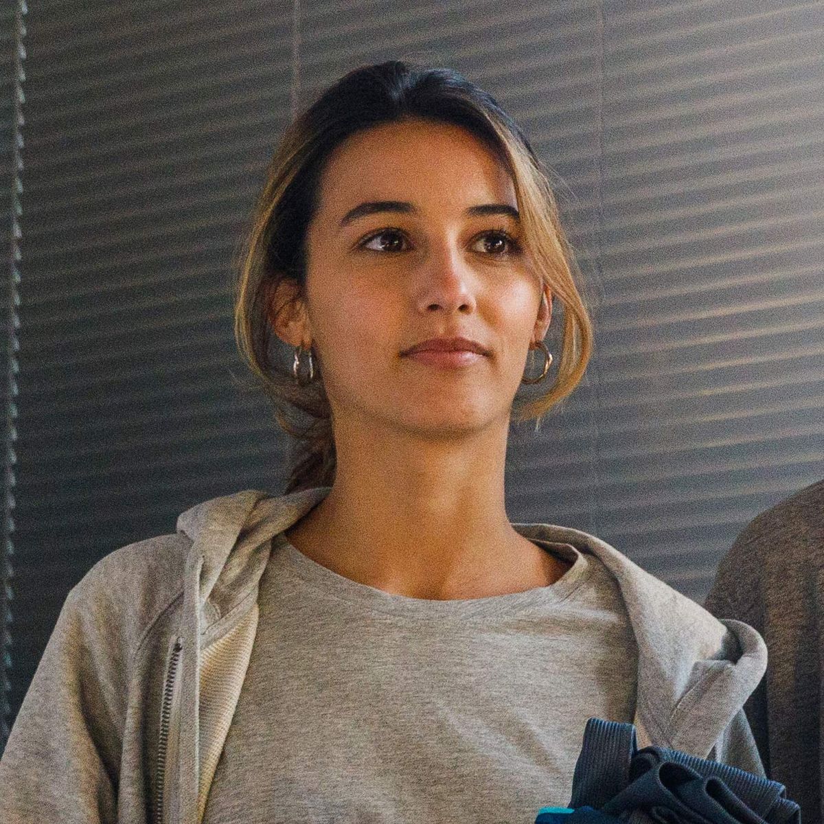 zupergurl1's tweet photo. Making a thread about all the rep we are losing thanks to homophobic #netflix canceling #WelcomeToEden . 

Starting with Zoa, the sapphic LEAD CHARACTER: https://t.co/27jLMEMQ3p