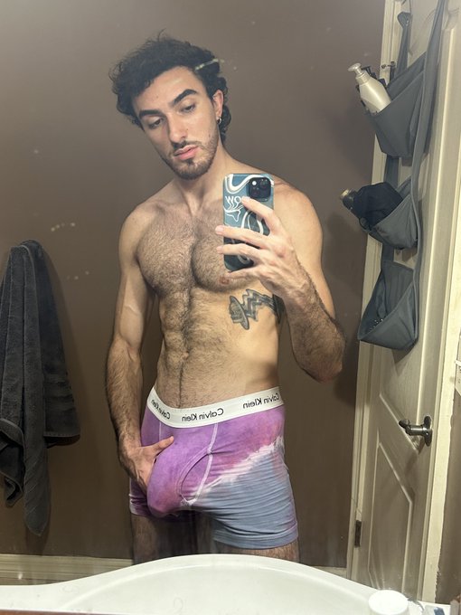 It's heavy https://t.co/G4Cw9NTYQW