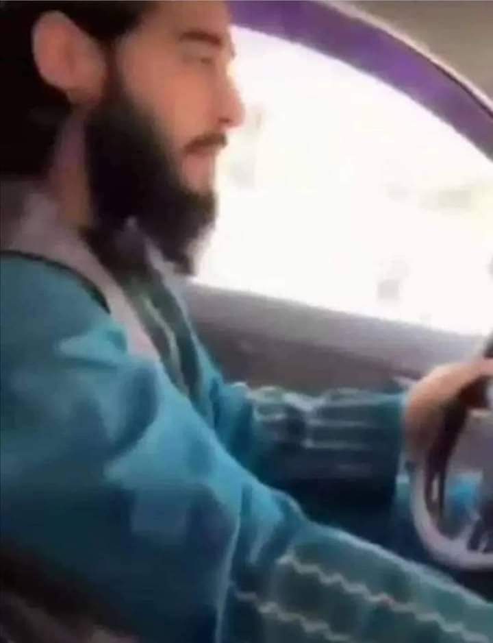 talibabbas313's tweet photo. يار خو ونيول سو...
دغه شی وختۍ دغسي رزيلان په صفونو کي ګډ دي
ارمان مي هغه ترانه ده چي بدنامه يې کړل ملنګه ياره
کاپی https://t.co/jt8byiQ2gX
