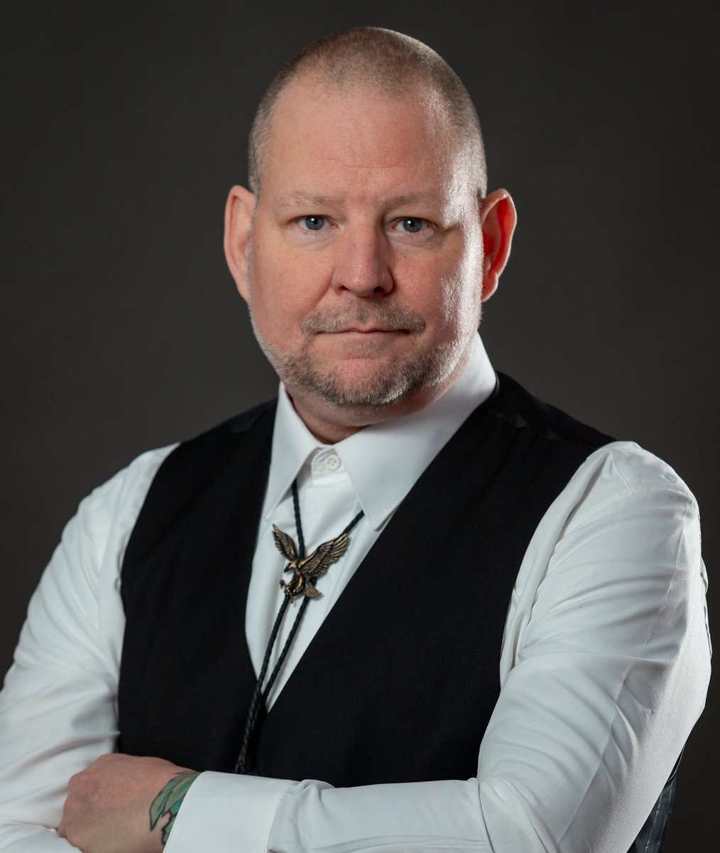 HorrorscreamsV's tweet photo. Cursed Waters filming is under way on Mahal Empire latest horror film, Lester Reynolds joins as EP!
https://t.co/G20a65wEYc
#CursedWaters #MovieNews #EntertainmentNews #MarketingMacabre https://t.co/PFUSQ0Nda9