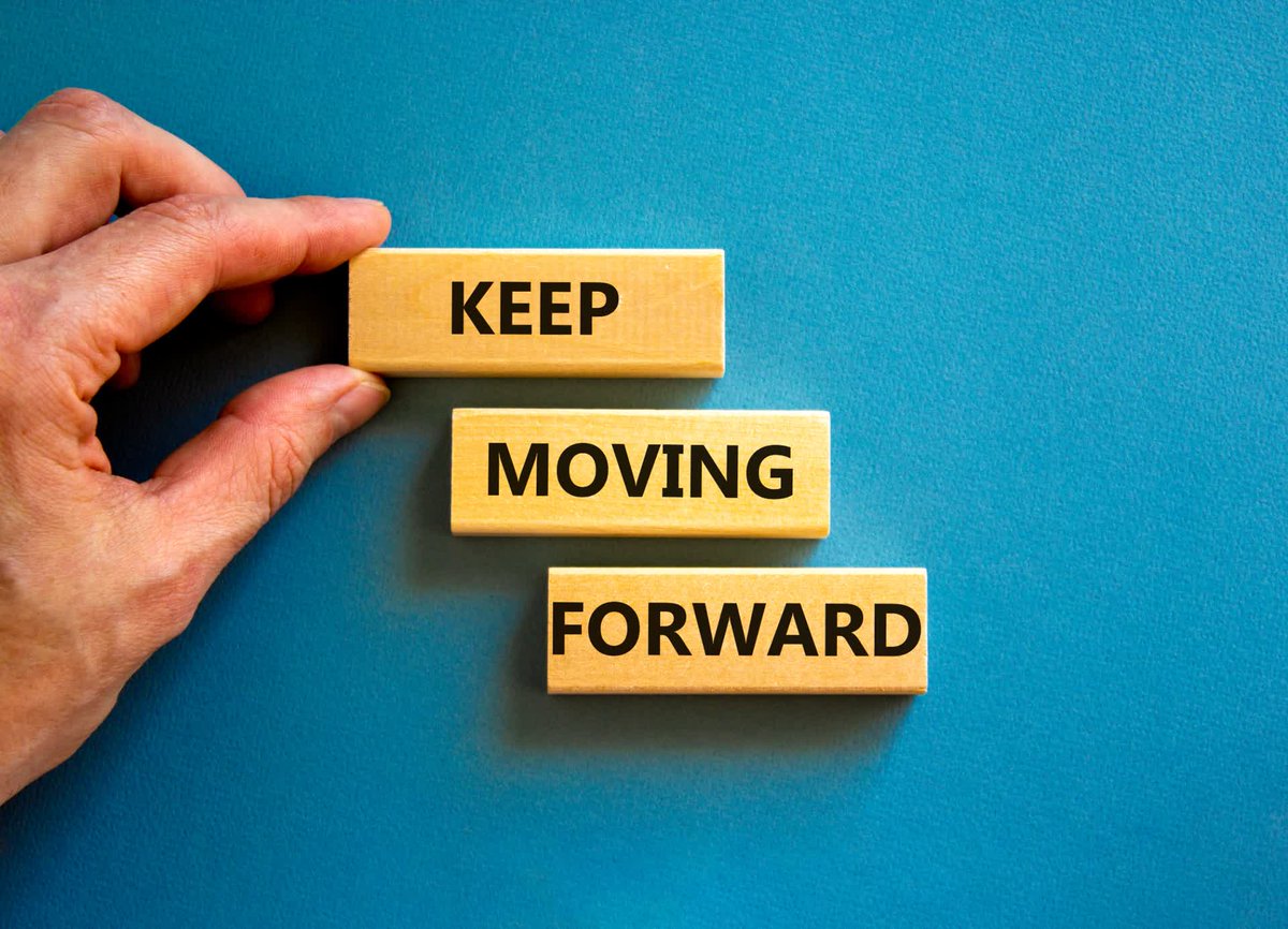 phinixcoffecafe's tweet photo. The only time you should ever look back is to see how far you've come. Believe in yourself and keep moving forward.

#believeinyourself #gratitude #growthmindset #progress #forwardthinking https://t.co/ubYjhFJ1xC