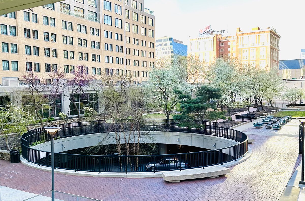 Khuloud1's tweet photo. #Boston in four seasons~ https://t.co/8rqH0vYkmS