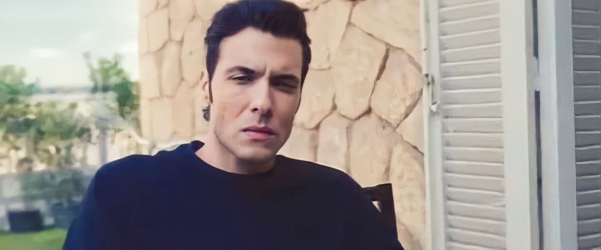 MusicDrugs3's tweet photo. مهما كانت الذكريات ف عقولنا بتتنسي، لكن الاحساس عمره ما يتنسي أبدًا.

- حسن فخر الدين "ريڤو" https://t.co/R8ZZ8CMNuK