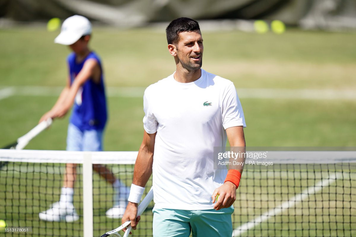 BigBadWolfWolfy's tweet photo. Daddy's little helper is there 😊
He didn't want to stay post practice to work a little bit on his serve though, per @luksie1 😄
#NoleFam #Djokovic #Wimbledon https://t.co/zdHkdCUzwg