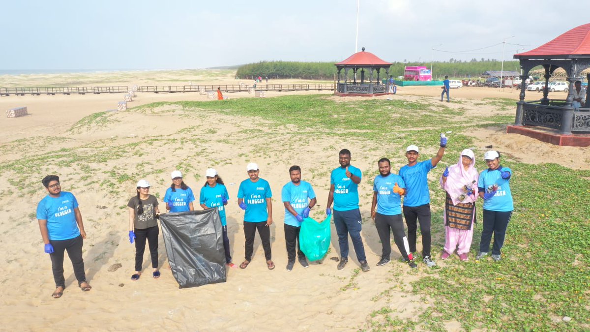 itsBiswajeet's tweet photo. BPCL Paradeep Installation conducted a beach cleaning drive on 2nd July 2023 under #SwachhtaPakhwada. More than 200 volunteers from NCC, @SATTVIC_SOUL and Rotary Club joined the BPCL team
#Paradip #Life
@BPCLimited @BPCLRetail @sndasbpcl @BPCRBhubaneswar @CollectorJspur @moefcc https://t.co/nUE40k7r8u