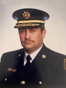 StoichioGuy's tweet photo. Lorne McNEICE, former Fire Chief (30 years) of the @GravenhurstFIRE and long time staff member at the Ontario Fire College been called home - there must be a “bell of a fire” in heaven as the good Lord has called for the best…

This man was THE best.

Sincere condolences to all. https://t.co/5ioojr5bJz