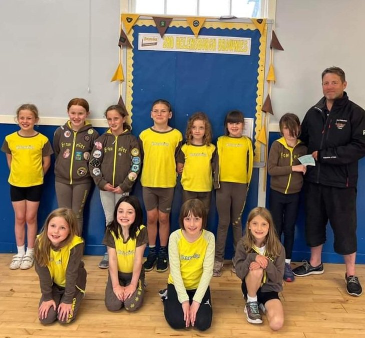 Well done to the 2nd Helensburgh Brownies and 2nd Helensburgh Rainbows for raising £69 for the town's RNLI <a href="/RNLI/">RNLI</a> #girlguiding