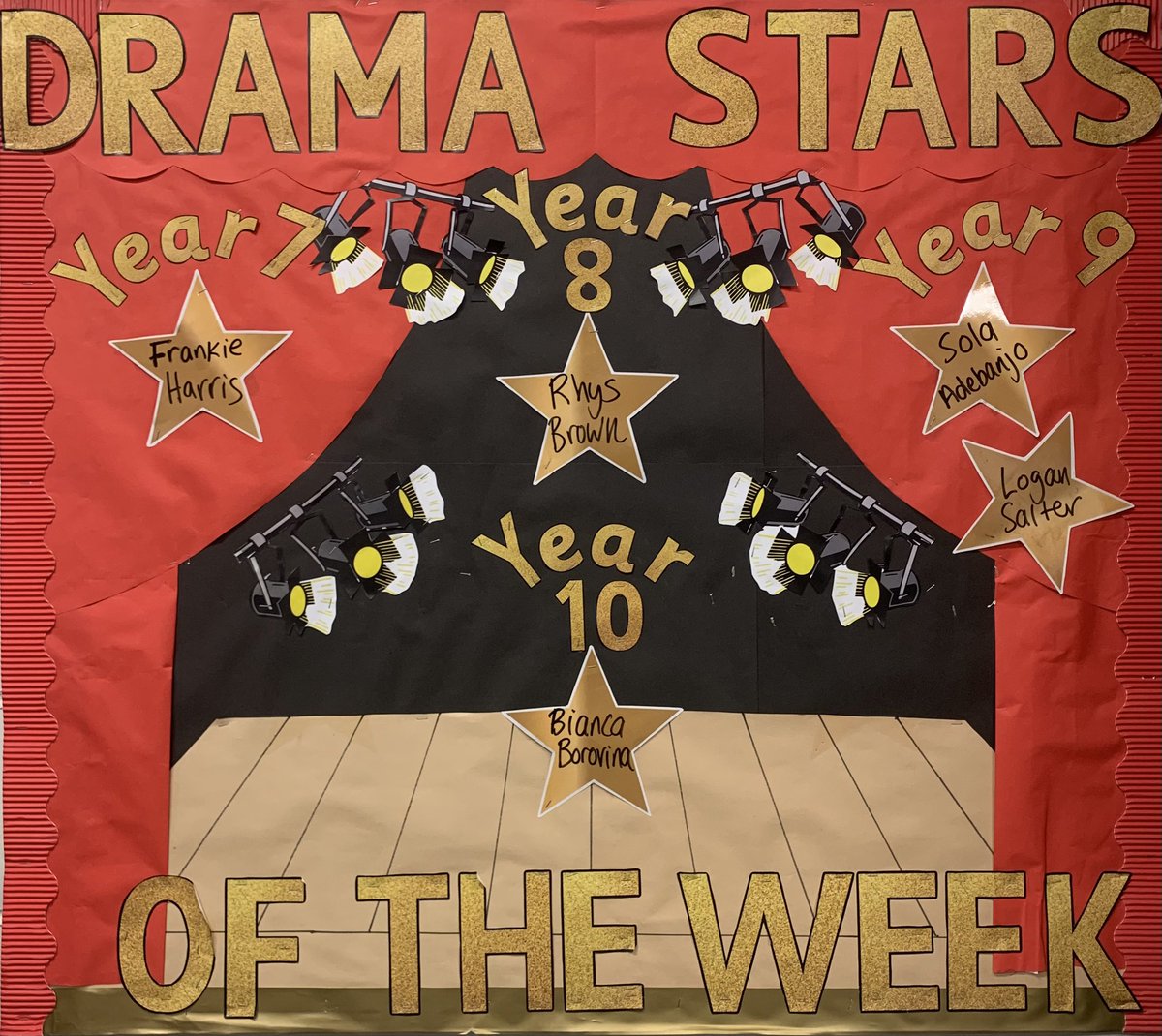 Big Congrats to all the @MoretonSchool Drama Stars of the Week: Frankie for achieving Mastery, Rhys and Bianca for their consistent effort, engagement &amp; progress, and especially to Sola and Logan for their fantastic duologue - couldn’t choose just one, so two Y9 stars this time!