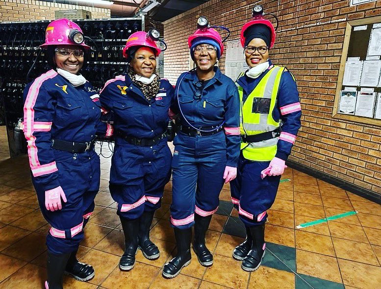 lamphephethe's tweet photo. #IDCBoard visit to #Kalagadi Mine. This is a black woman built, black women owned, black women managed and black run mining company. Our pride as a people. We need more of these storiesโฆ. #BuiltToLast #MultiplyingEffect https://t.co/Cs0jtcGHib