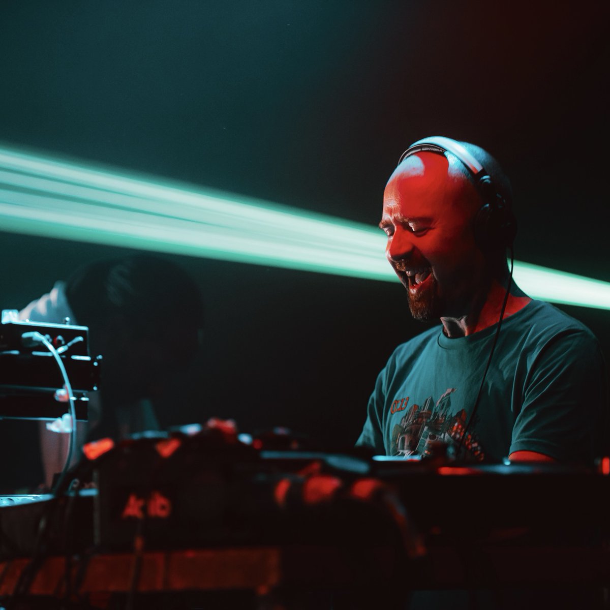 We’re so excited to introduce Mr. Scruff to our lineup! 🎧 Manchester-based @mrscruff1 is a producer, cartoonist and cross-genre selector who loves to play long DJ sets. Tickets: bit.ly/3nR4g9S