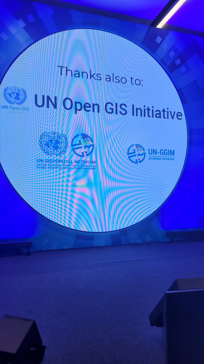 sabrinaricci12's tweet image. Proud to have been part of this incredible Summit @AIforGood to present @esa #AI4EO Challenge #Hyperview @ESA_EO @ITU in the #GeoAI Challenges