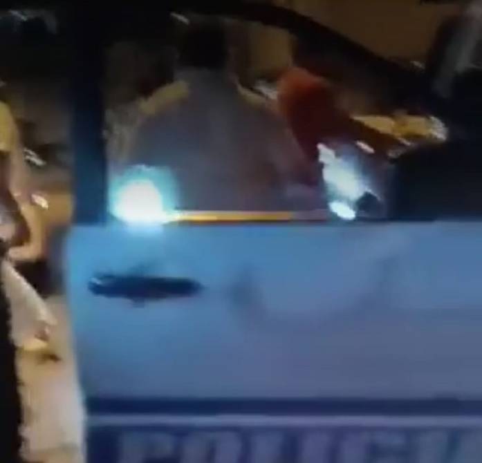 eluniversocom's tweet image. Policía murió tras enfrentamiento a bala en un billar del cantón #Balao ow.ly/vygE50P6eQM