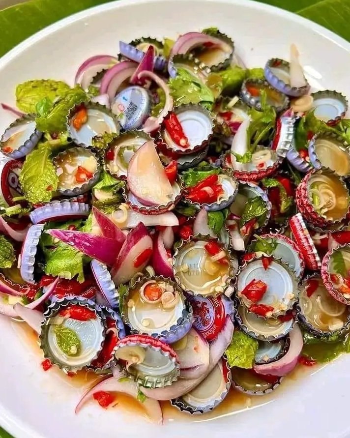 I mistakenly used grocery money to buy beers.
She served me this for supper abafazi bane drama kodwa.