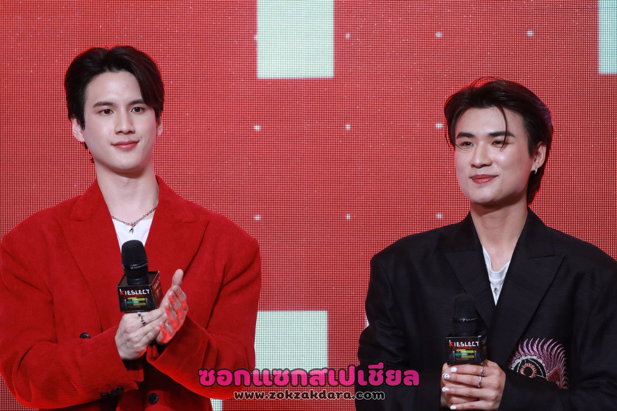 Zokzakdara2's tweet image. ครั้งแรกในไทย! พี พีรวิชญ์ ควงคู่จิ้น ไตเติ้ล ธนธร ร่วมเปิดตัว นาฬิกาอัจฉริยะ KIESLECT Smart Calling Watch ดีไซน์สวย ฟังก์ชั่นครบ

#KIESLECT #KIESLECTThailand #ExpressYourLifeOnYourWrist
#ppeerawich #TitleTNT 
#KieslectXPeeTitl