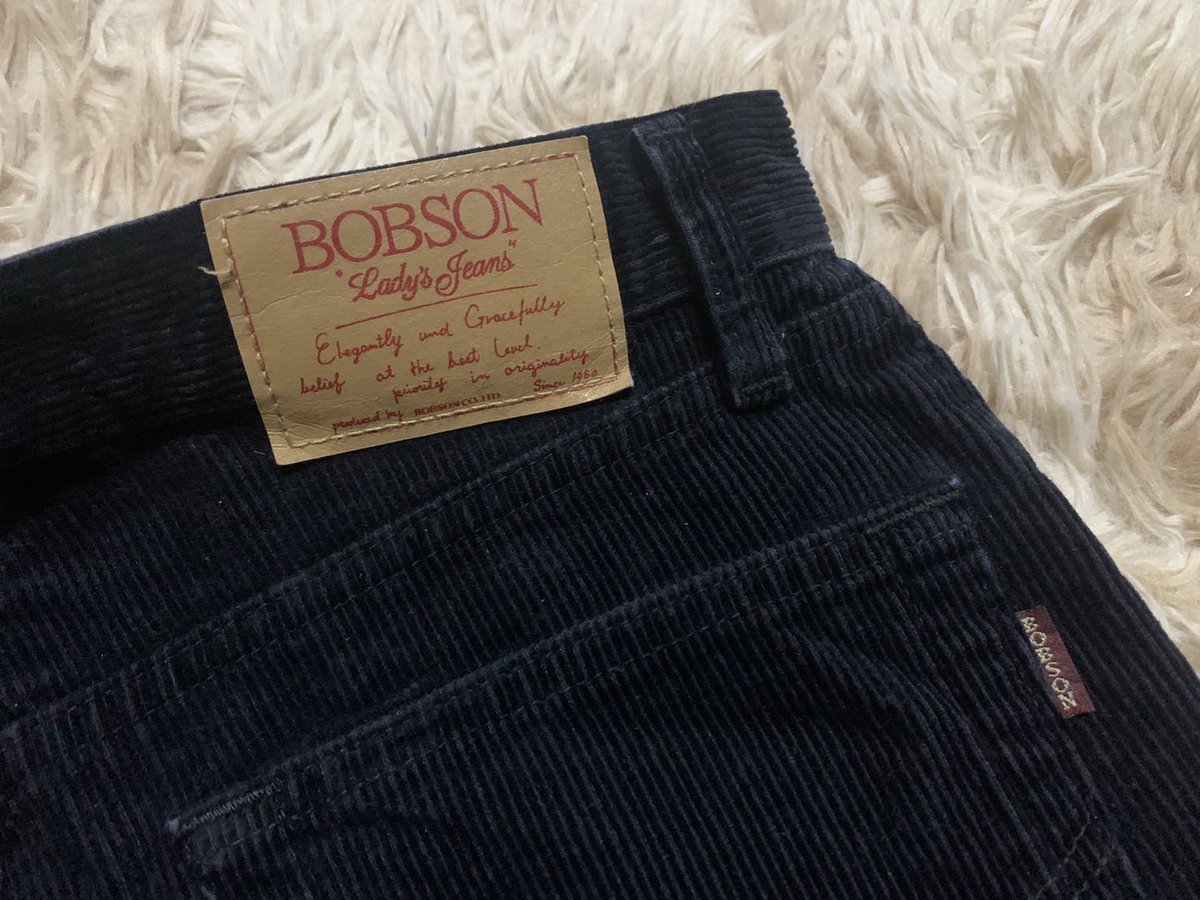 Fias92148959's tweet image. กางเกงผ้าลูกฟูกสีดำ ขากระบอกนะคะ เอวได้ 25-26 สะโพก 37 ยาว 38 ค่ะ ทรงสวยน้า เอสไป 75 บาทค่ะ 
#ส่งต่อ #เสื้อผ้ามือสอง #ส่งต่อเสื้อผ้า 
#เสื้อผ้ามือ2 #เสื้อผ้ามือสองสภาพดี #ส่งต่อเสื้อผ้ามือสอง #ส่งต่อเสื้อผ้ามือ2 #เสื้อผ้ามือสองสภาพนางฟ้า #โล๊ะตู้