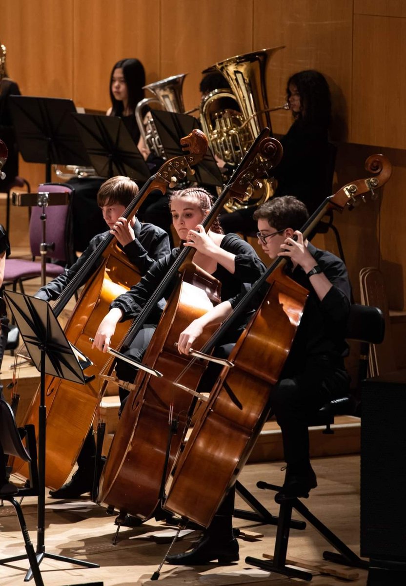 NicolaChethams's tweet photo. School is out for summer! But first the musical extravaganza. Is there another school on the planet that could possibly do this?  Incredibly proud 💛🎶 @Chethams @redmond_tom https://t.co/gIuJxbRDP2