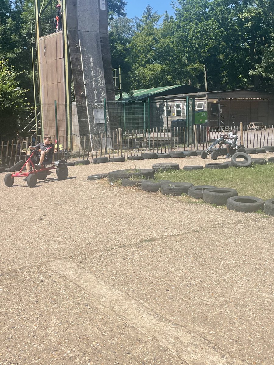 MissDaniel_BF's tweet photo. Go karting was our second activity of the day 🏎 ⁦@HeadBeechfield⁩ ⁦@MissDeacyBF⁩ ⁦@MsHussainBF⁩ https://t.co/nHLTkcuyjh