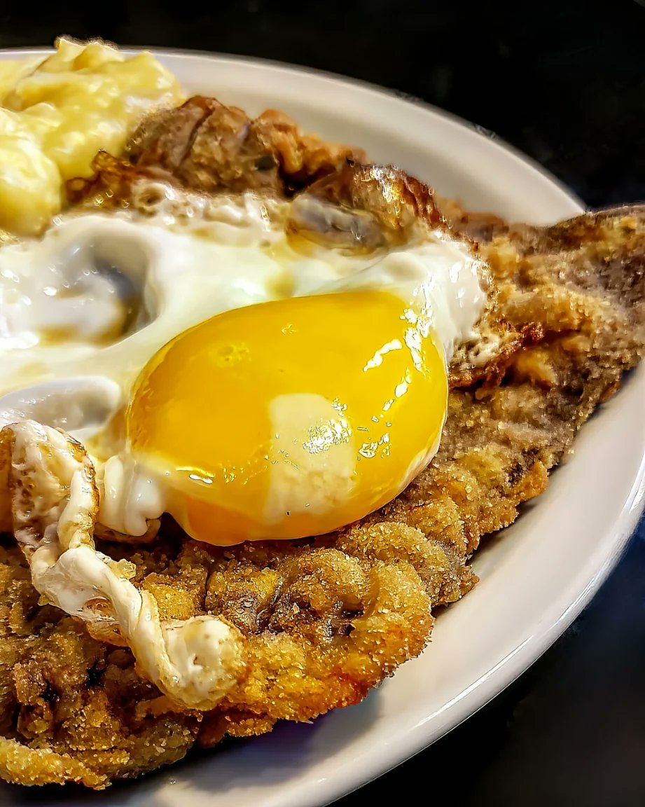 Ayer recordé una anécdota deI primer Bar que tuvimos, una cIienta muy Harrod's Gath &amp; Cháves nos dijo:
 "Había tanto Aceite en eI aire que revoleabas una Milanesa cruda y caía frita en el pIato ¡Mágico!".
Tiempo después fuimos un éxito.
Si querés más consejos de Gastronomía