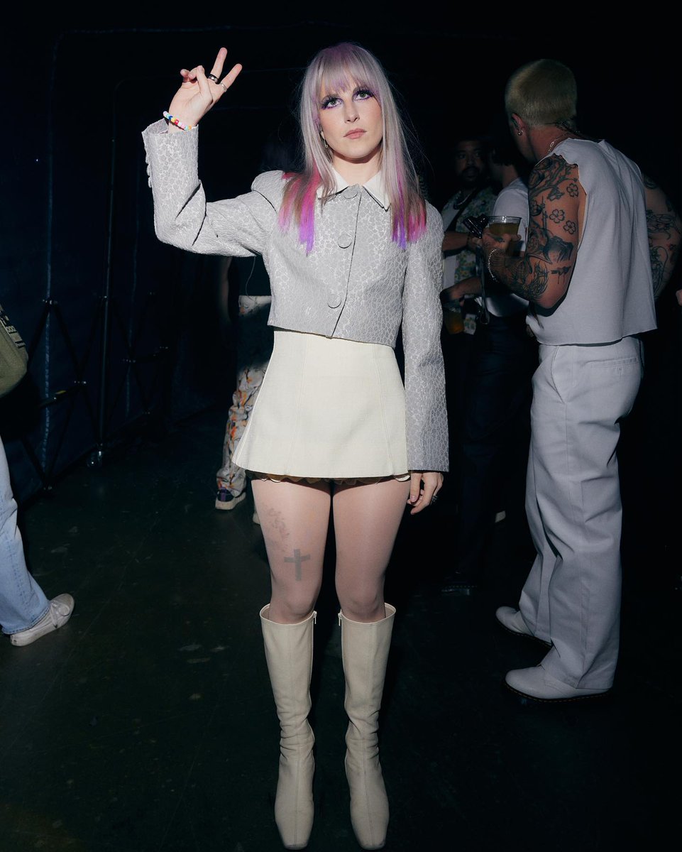gooddyeyoung's tweet photo. 💜 https://t.co/HKrL0mSPWV